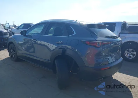 2022 Mazda Cx-30 Carbon Edition z USA, uszkodzony, nr VIN 3MVDMBCL6NM443263